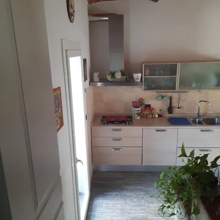 A Casa Di Milo شقة براتو